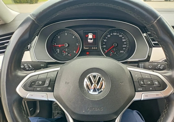 Volkswagen Passat cena 90000 przebieg: 255000, rok produkcji 2020 z Zwierzyniec małe 46
